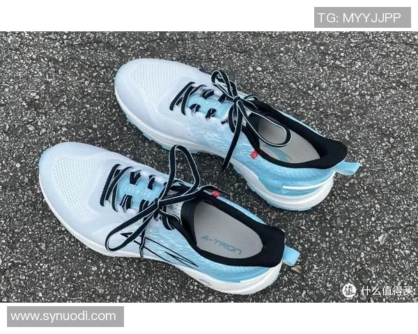 探索泰尼卡跑鞋的卓越性能与舒适体验,助力每一次奔跑的精彩瞬间 探索泰尼卡跑鞋的卓越性能与舒适体验,助力每一次奔跑的精彩瞬间