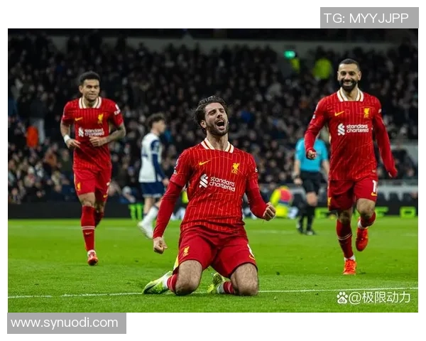 英超焦点战：利物浦对阵切尔西，曼联出战热刺，赛程紧张刺激