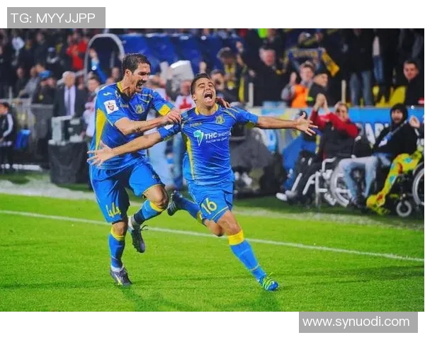 莫斯科火车头与罗斯的巅峰对决展现足球魅力与激情的较量 莫斯科火车头与罗斯的巅峰对决展现足球魅力与激情的较量