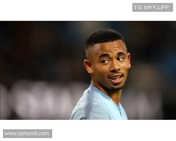 热苏斯的崛起之路：从青涩少年到足球场上的闪耀明星