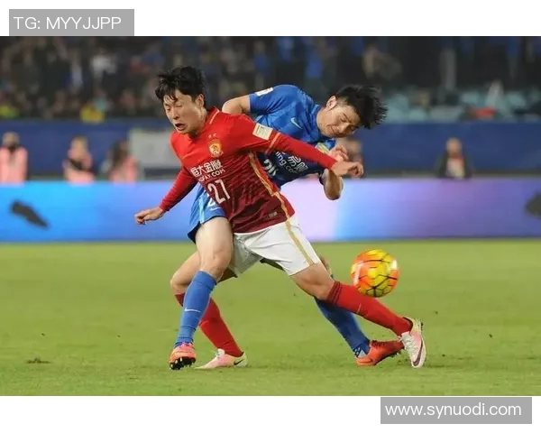 特温特与埃弗顿激战正酣比分悬念不断球迷期待精彩瞬间