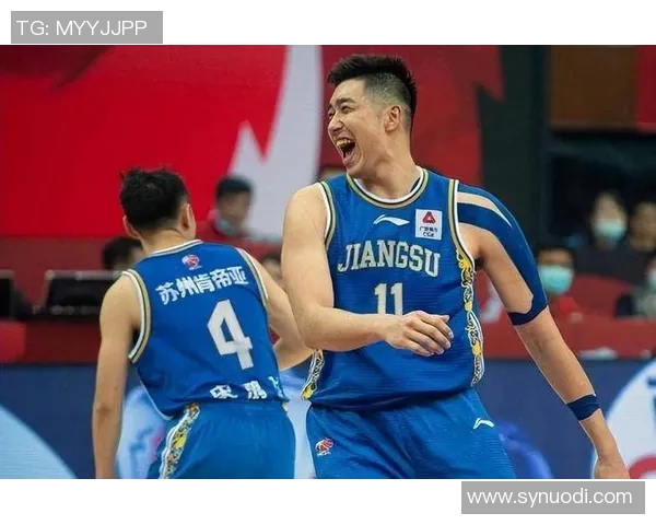 吴冠希：从篮球新星到职业生涯巅峰的奋斗历程与成就解析